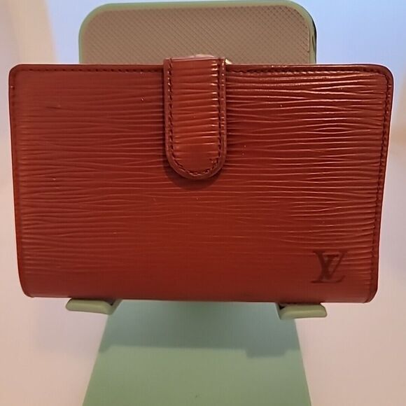 LOUIS VUITTON Porte Monet Bier Viennois Epi Leather Brown Kiss Lock Wallet GUC - Picture 6 of 16